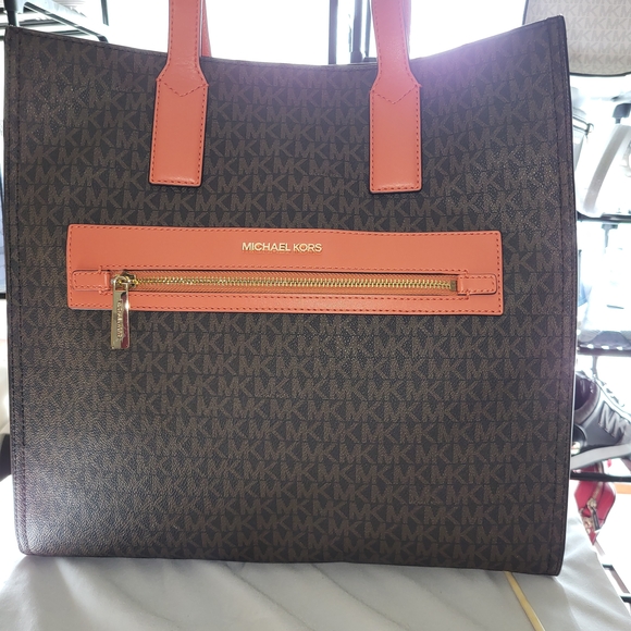 Michael Kors Kenly Large North South Tote Brown/Tangerine - Picture 1 of 6
